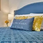 Rose Getaway Close To Downtown Paso Robles 2 Bed/1 Bath