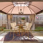 Rancho Vino- Two Master Bedrooms