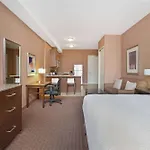La Quinta By Wyndham Paso Robles