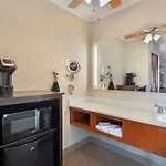 Best Western Plus Black Oak