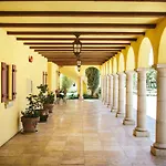 Calipaso Winery & Villa
