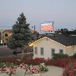 Farmhouse Motel