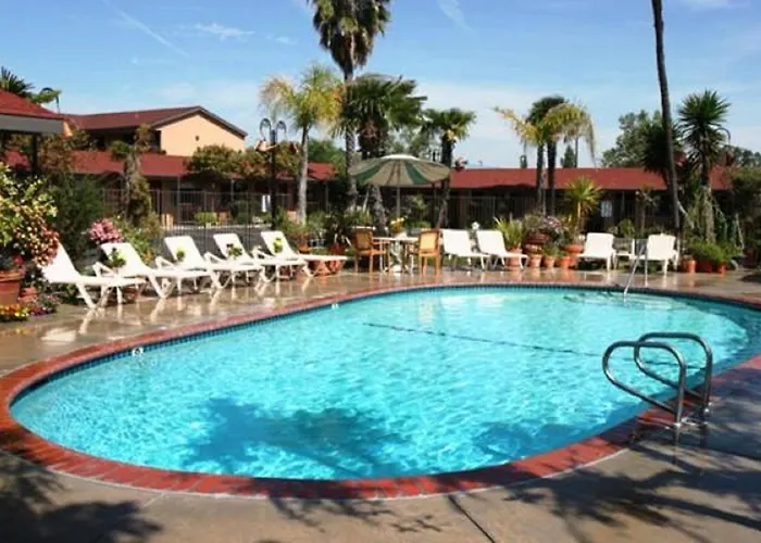 Adelaide Inn