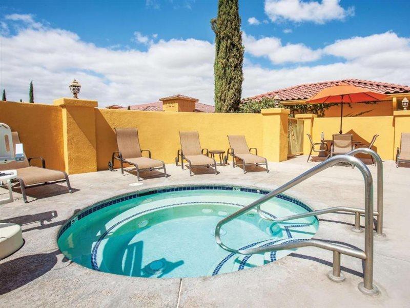 Hotel La Quinta By Wyndham 3*