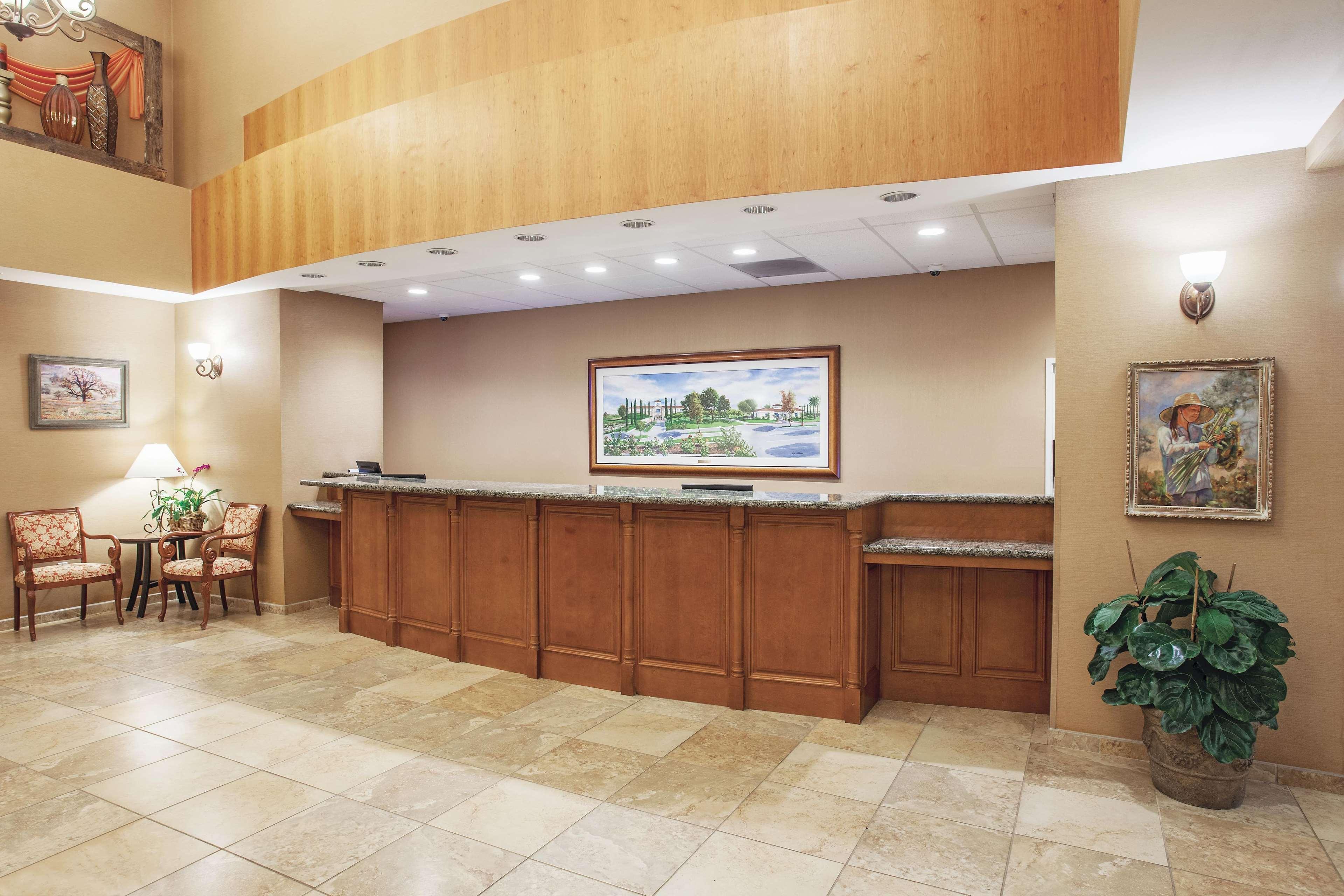La Quinta By Wyndham Hotel 3*