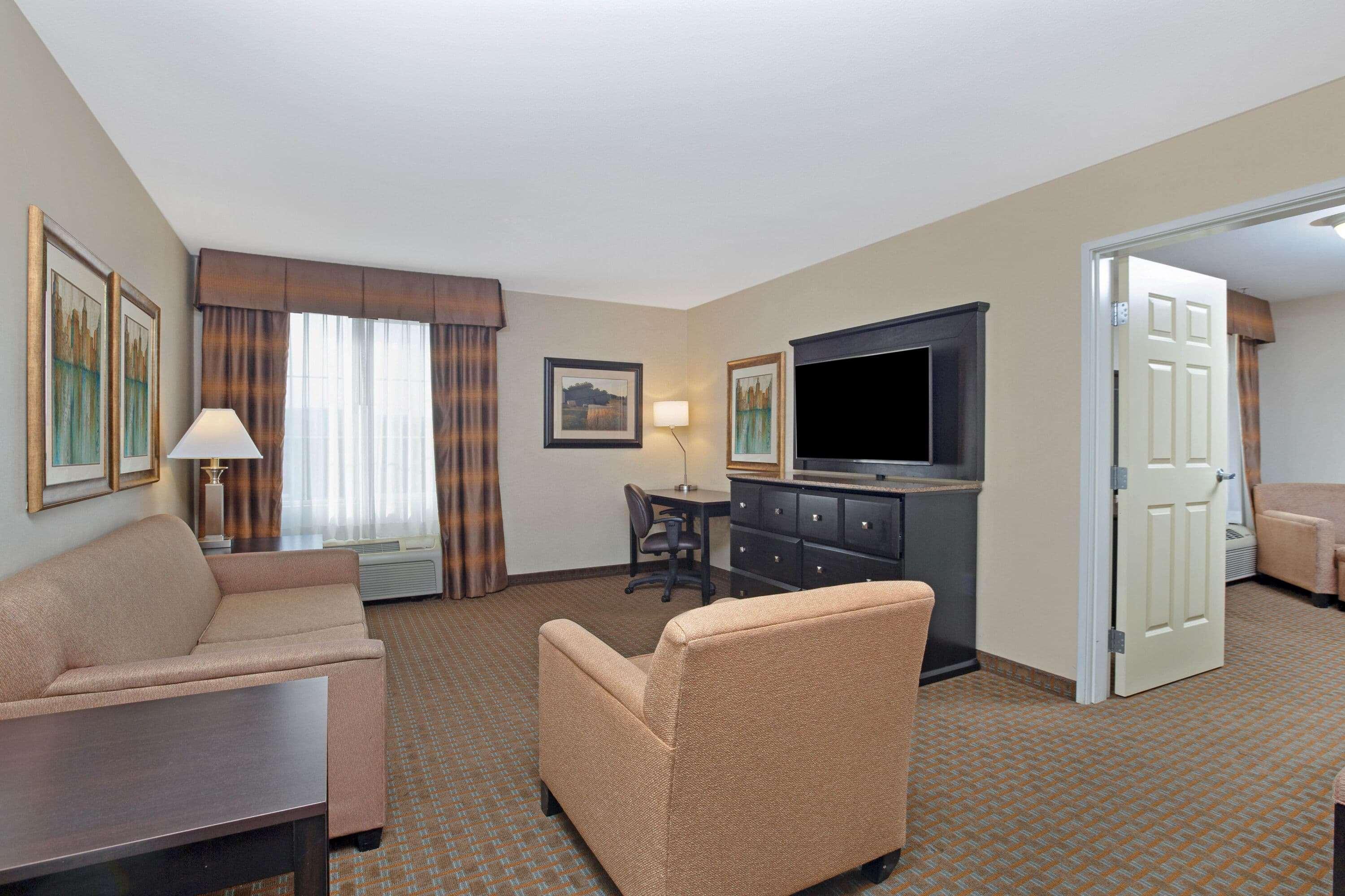 La Quinta By Wyndham Hotel
