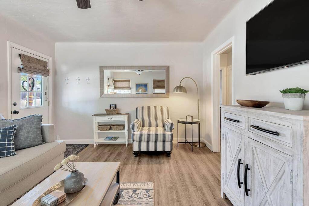 Holiday home Rose Getaway Close To Downtown 2 Bed/1 Bath Paso Robles