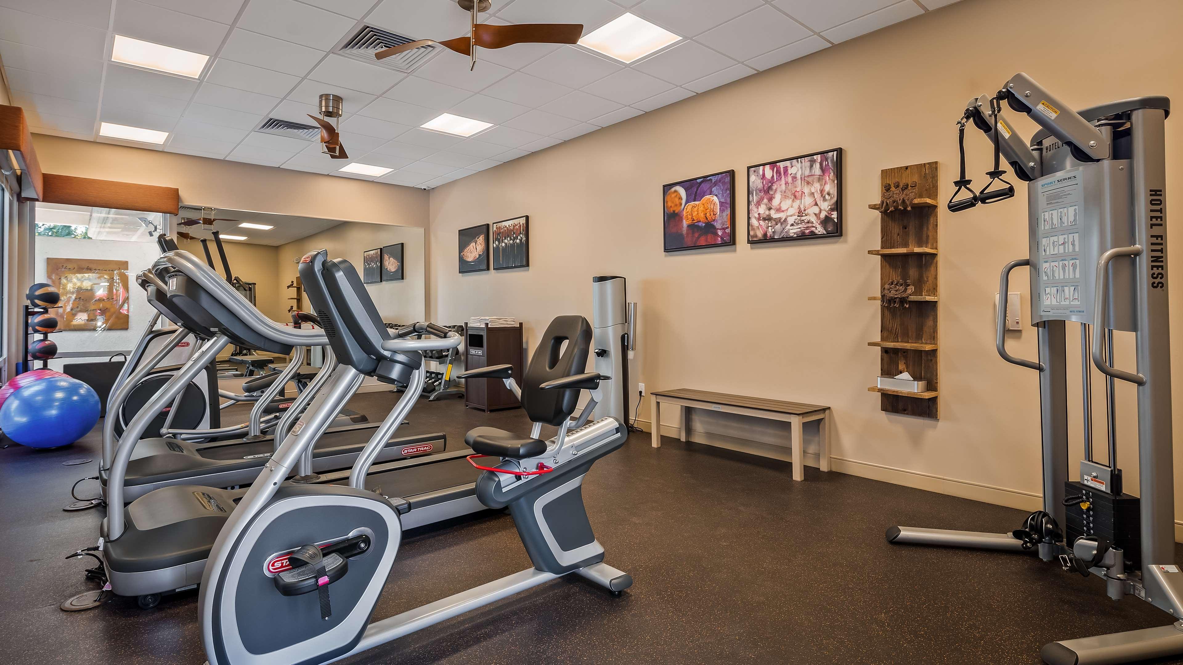 Hotel Best Western Plus Black Oak 3*