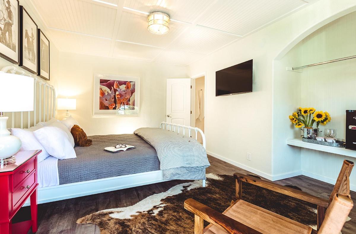 Stables Hotel Paso Robles