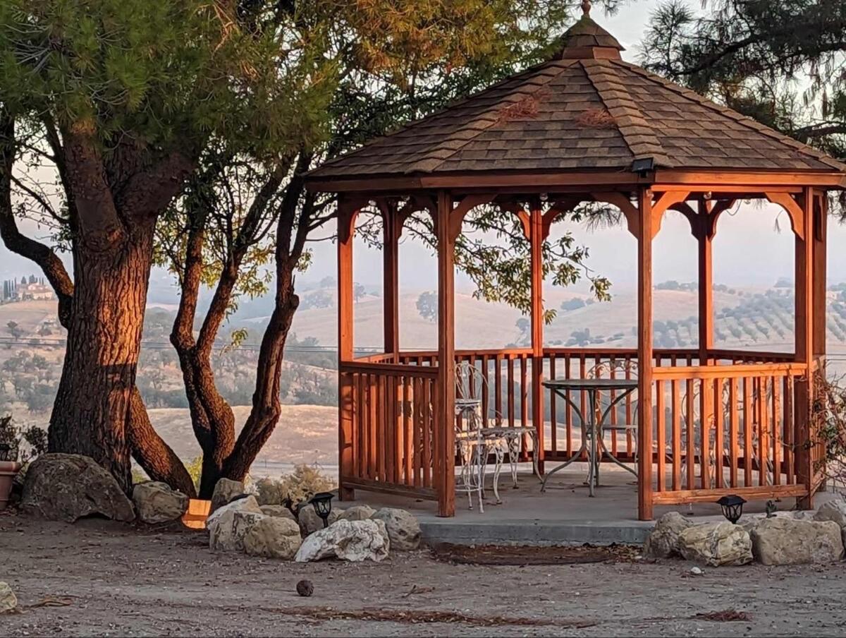 Amazing Views! 6br Wine Country & Farm Experience! *