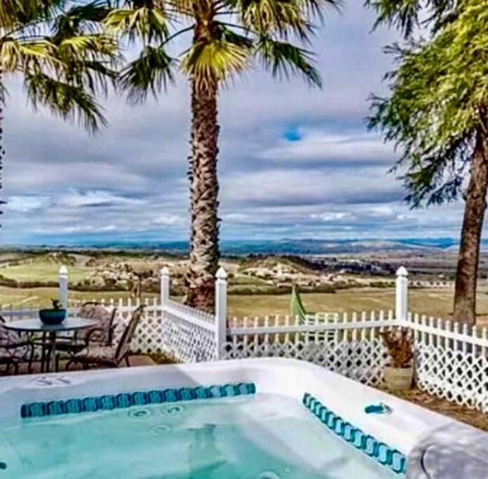 Amazing Views! 6br Wine Country & Farm Experience! Paso Robles