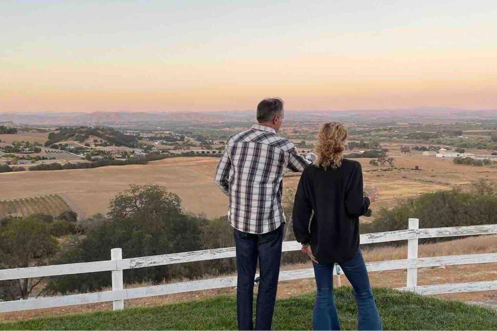 Amazing Views! 6br Wine Country & Farm Experience! *
