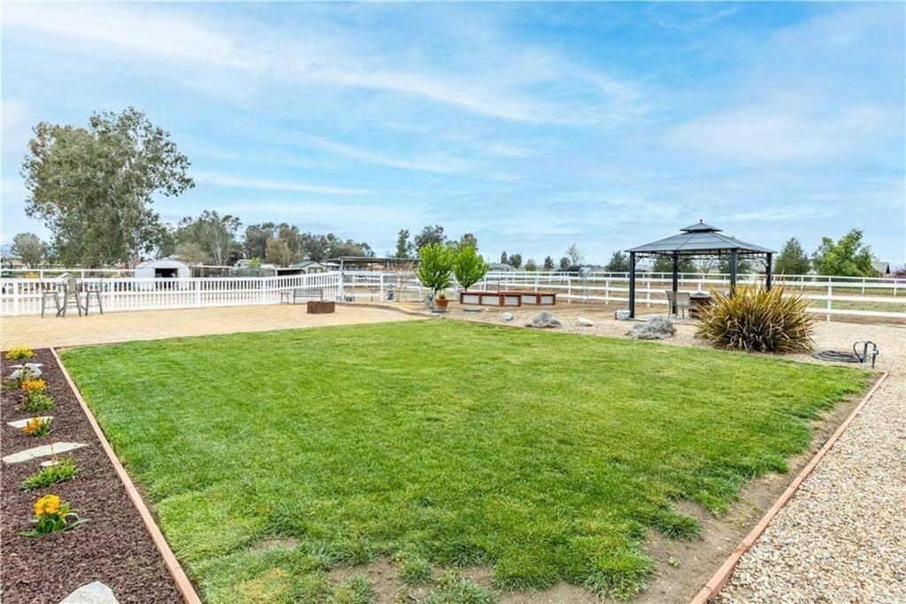 Our Farmhouse, Our Place: Cozy And Cute Homestead! Paso Robles