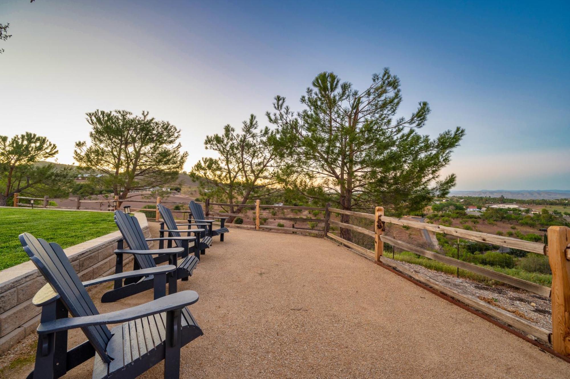 Valley Vista - 7-acre Wine Country Ranch, Sweeping Views, Close To Downtown! Paso Robles