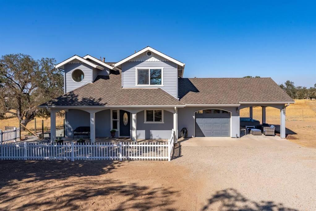Holiday home Whispering Oaks Hot Tub Game Pets Ok Paso Robles