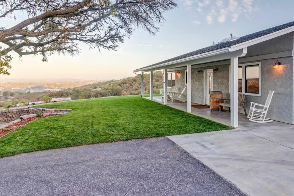 Illumination Ridge Holiday home