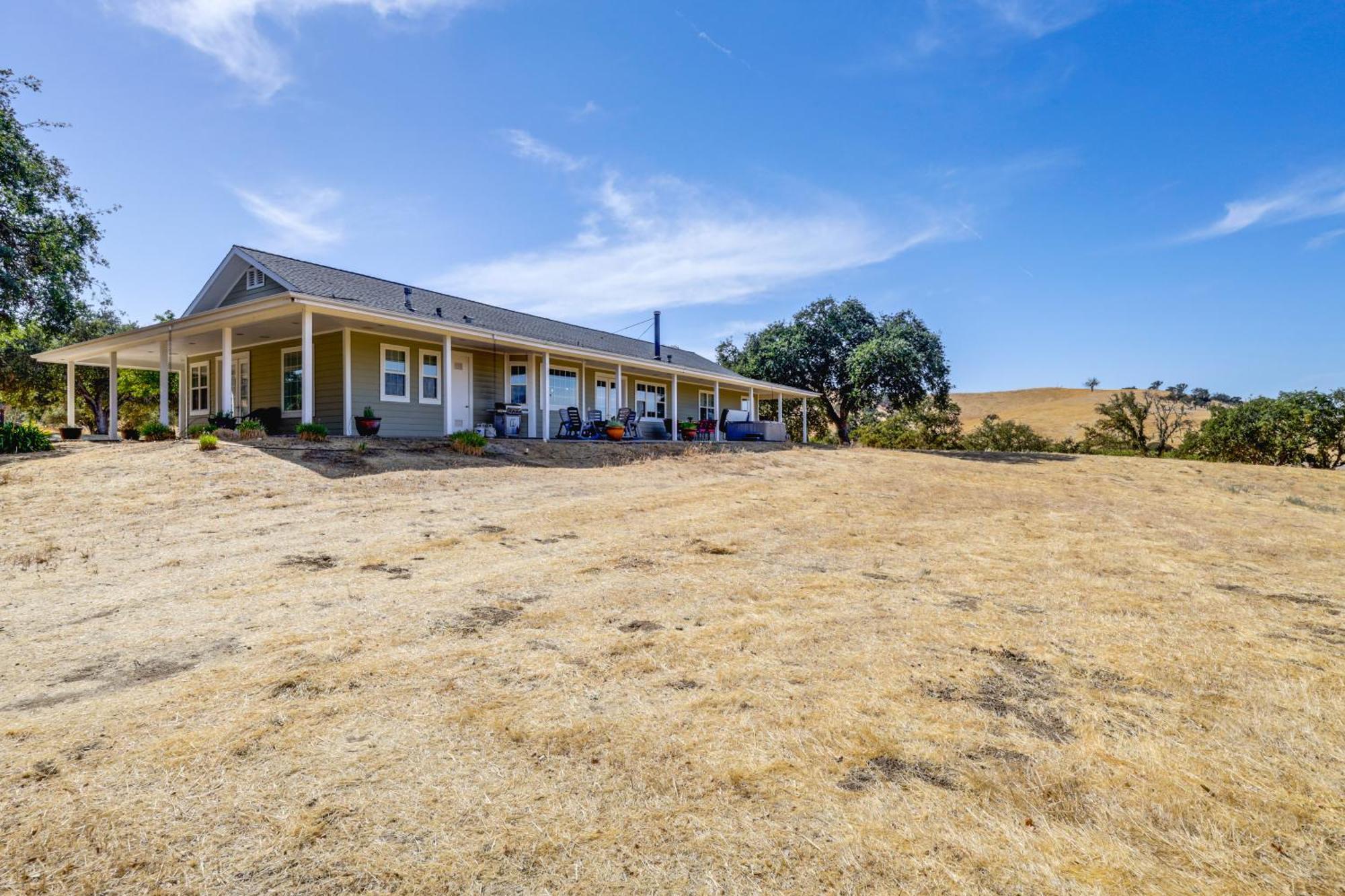 Gem With On-site Vineyard Pets Welcome! * Paso Robles
