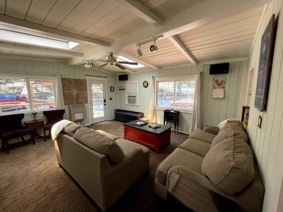 In The Oaks! Private Spa! Outdoor Shower Holiday home