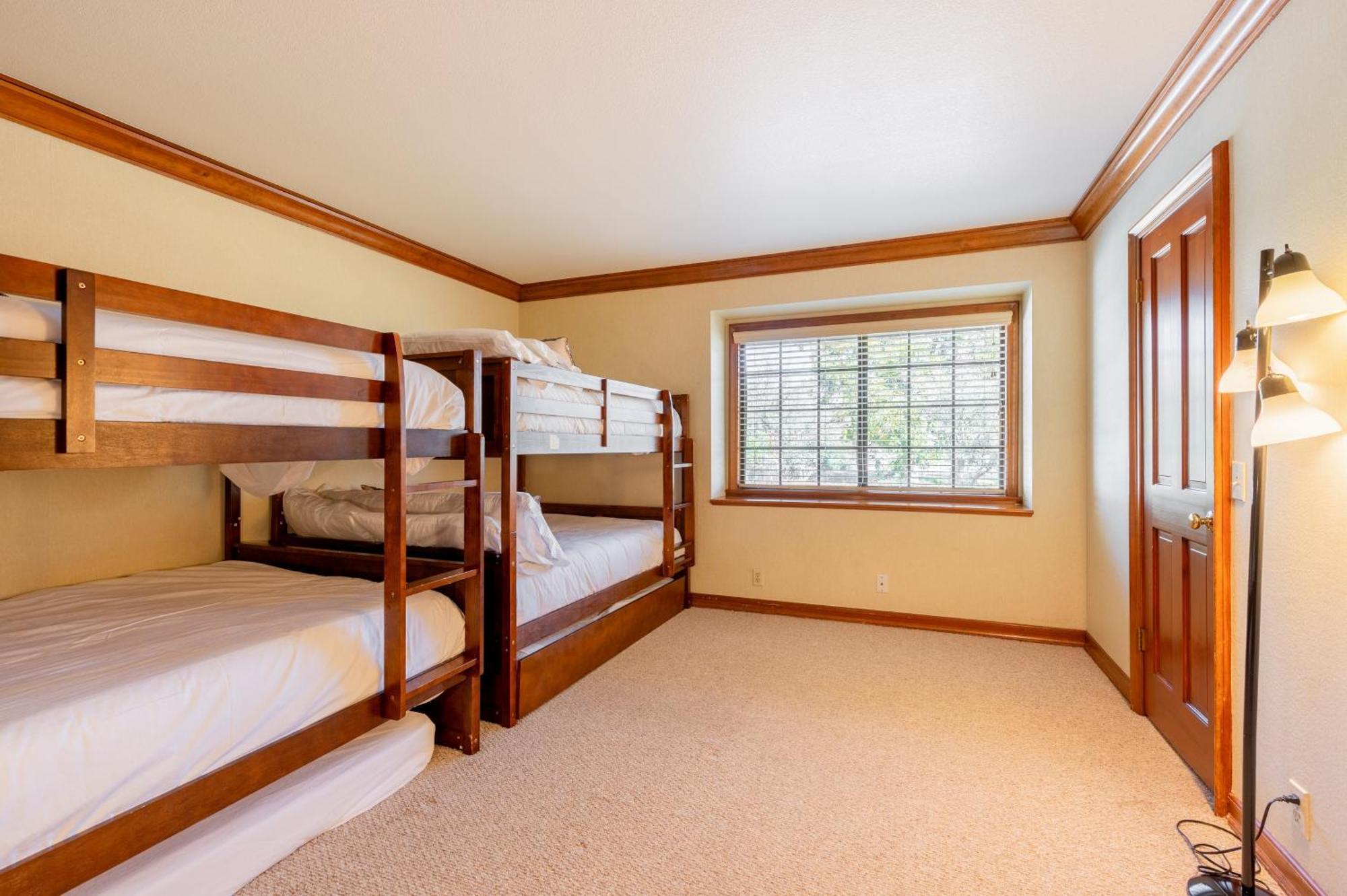 Cathedral By Avantstay Charming Secluded Estate W Sauna Pool Table Views Of The Rolling Hills Holiday home