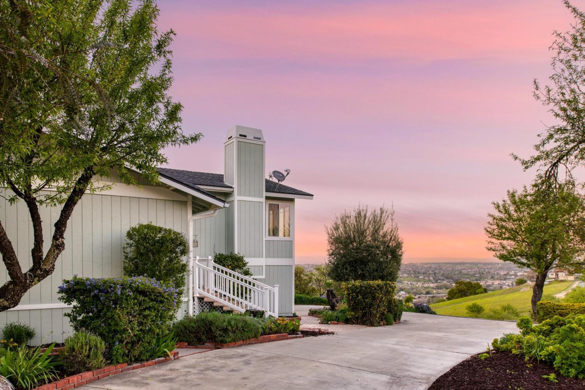 Hilltop By Avantstay Countryside Escape W Views Holiday home