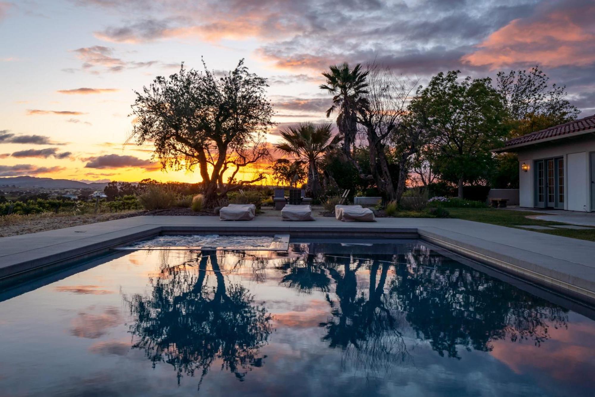 Holiday home Wellsona Vineyard Retreat Pool Hot Tub Views Main Guest