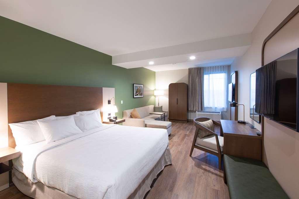 La Quinta By Wyndham Hotel