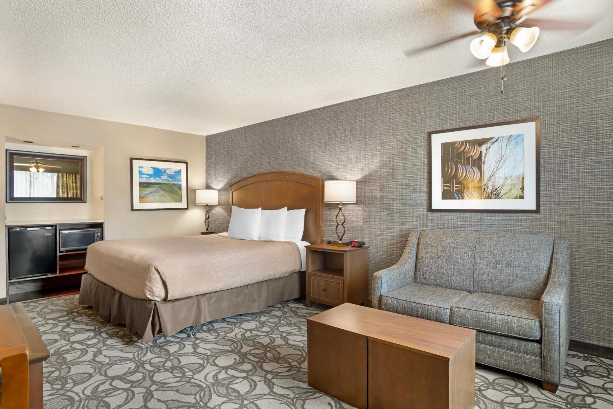 Best Western Plus Black Oak Hotel Paso Robles