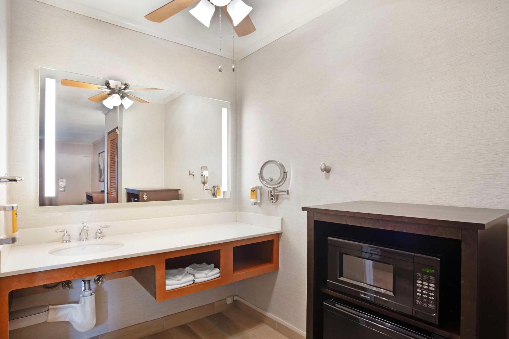 Best Western Plus Black Oak Paso Robles