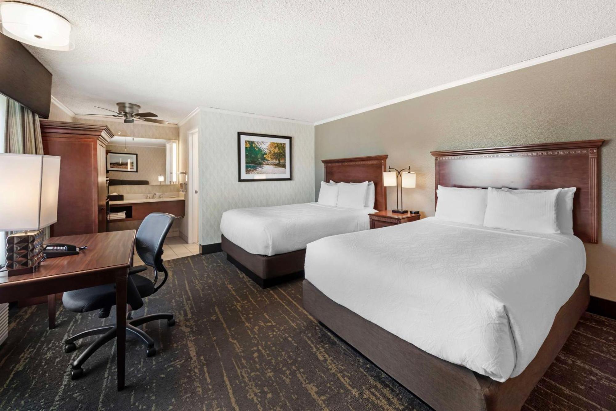 Hotel Best Western Plus Black Oak 3*
