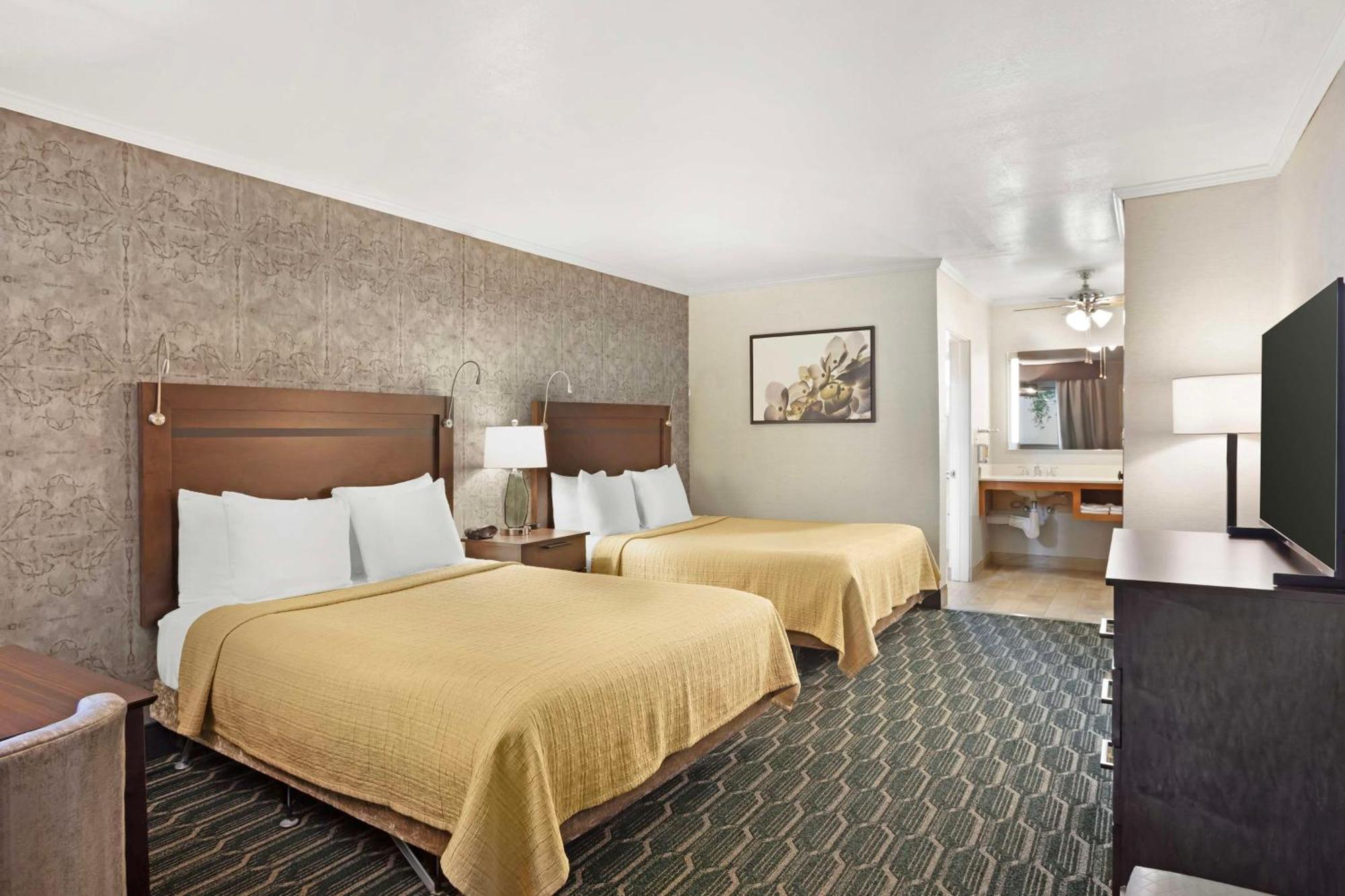 Hotel Best Western Plus Black Oak 3*