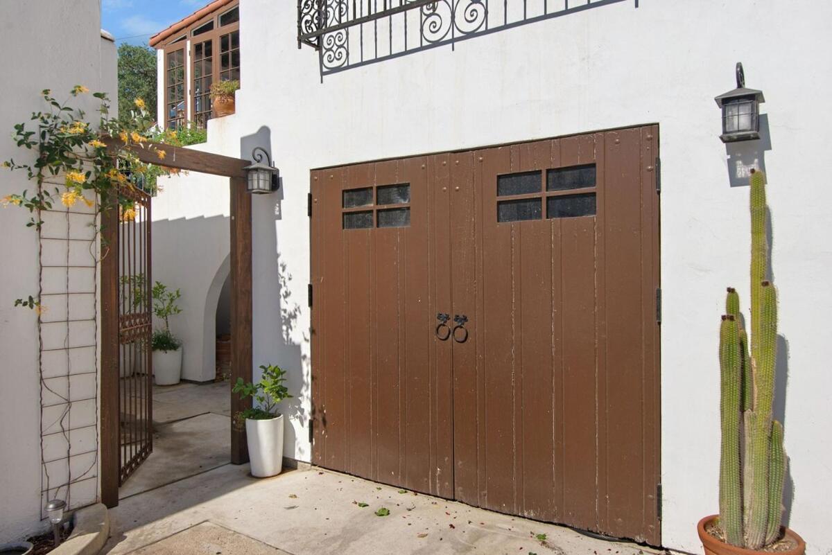 Holiday home Hillside Hacienda- 4 Blocks To Downtown Paso