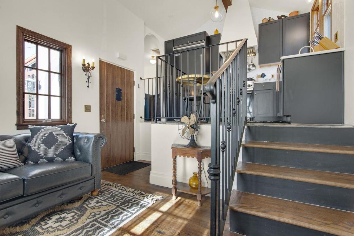 Hillside Hacienda- 4 Blocks To Downtown Paso Holiday home Paso Robles