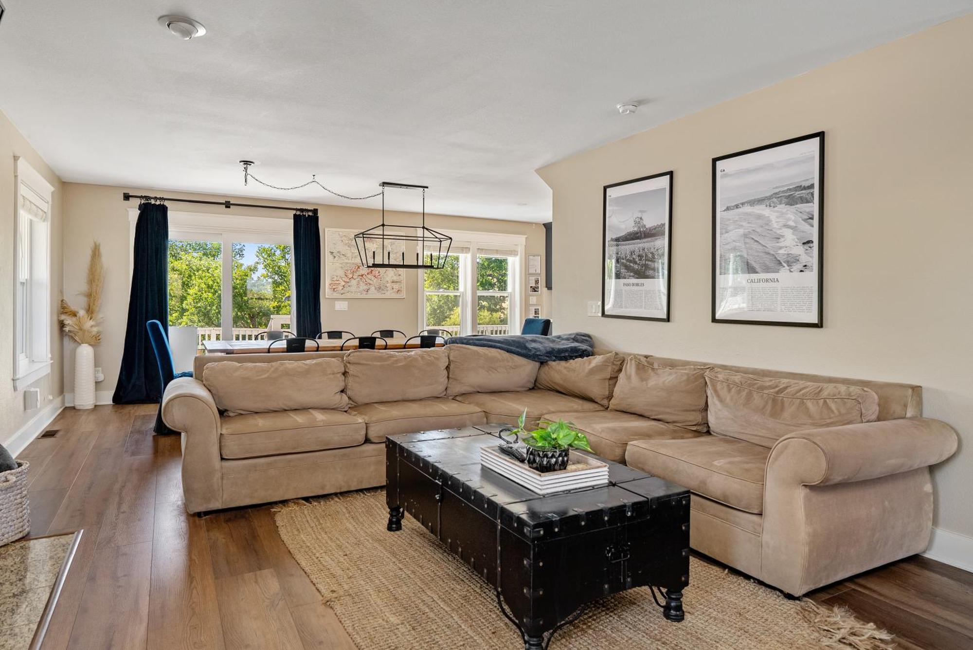 Holiday home Wine Country Modern With Heated Pool, Hot Tub, Cybertruck