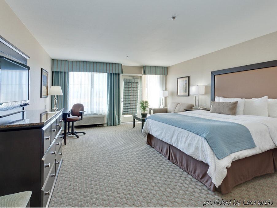 Hotel La Quinta By Wyndham 3*