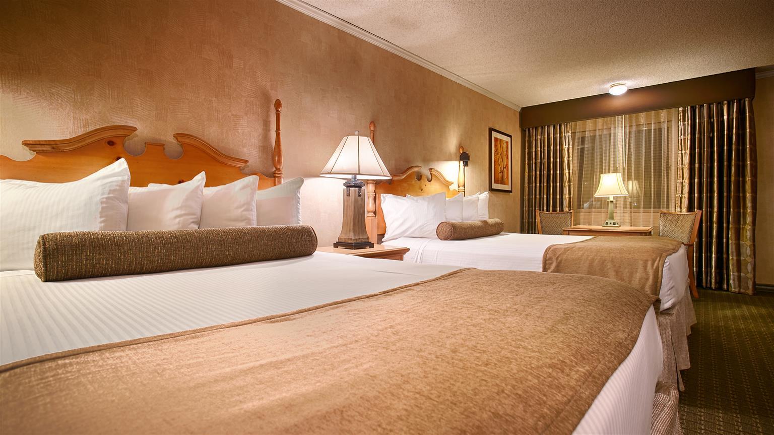 Best Western Plus Black Oak Hotel