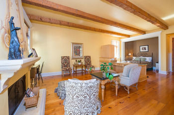 Bed & Breakfast Calipaso Winery & 4*
