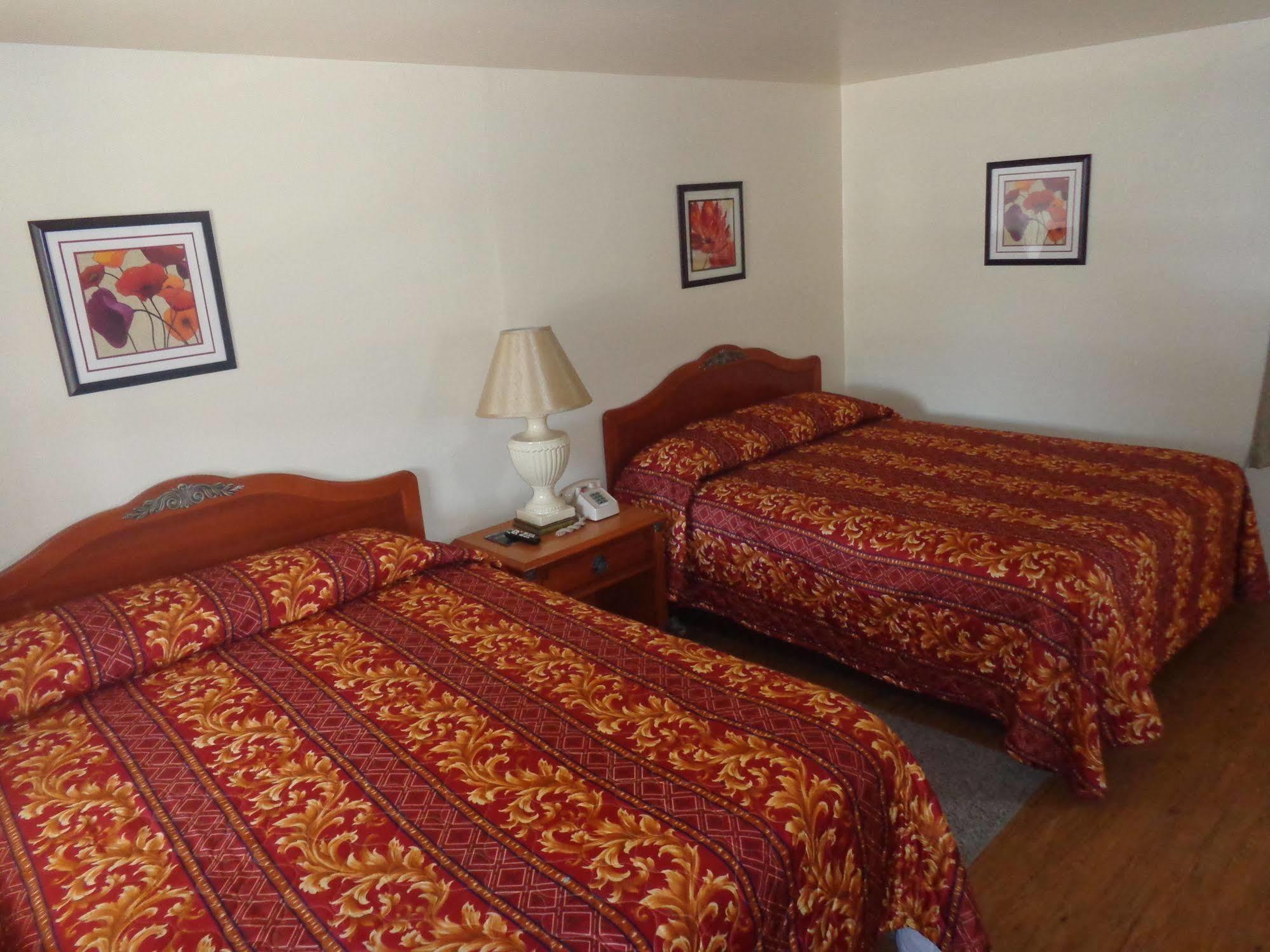 Motel Farmhouse Motel