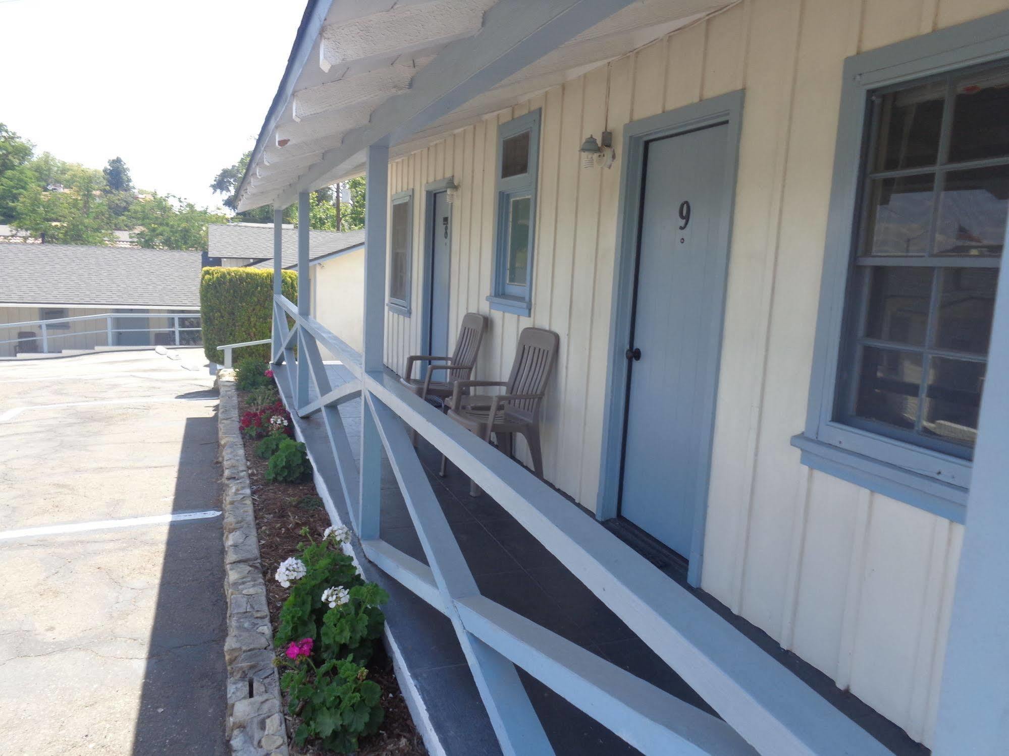 Motel Farmhouse Motel