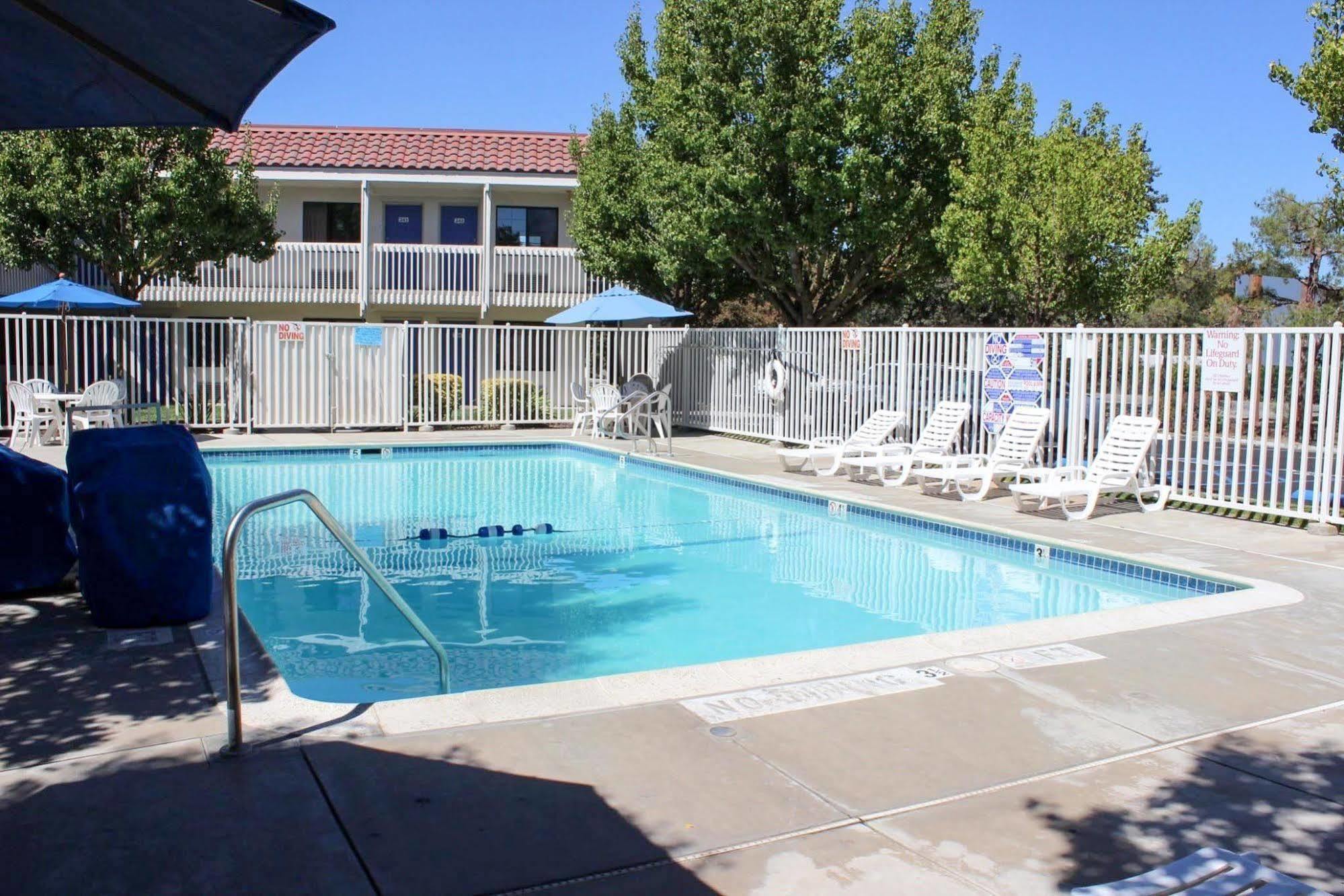 6-paso Robles, Ca 2*