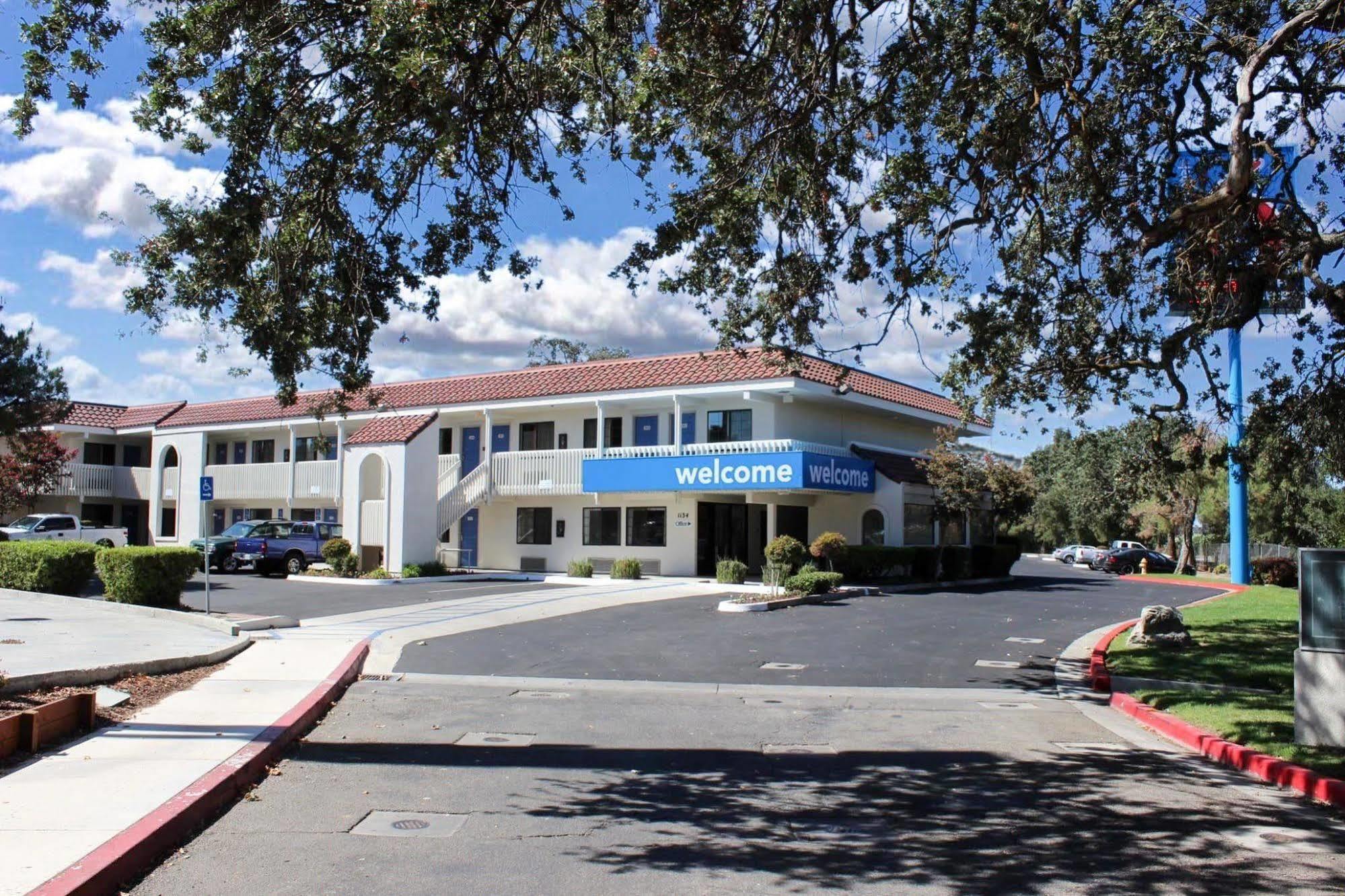 6-paso Robles, Ca