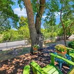 Hilltop Cottage 1 Bed/1 Bath Close To Downtown Paso