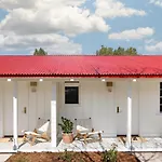 Farmhouse Paso
