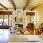 Calipaso Winery & Villa