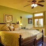 High Ridge Manor