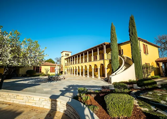 Calipaso Winery & Villa