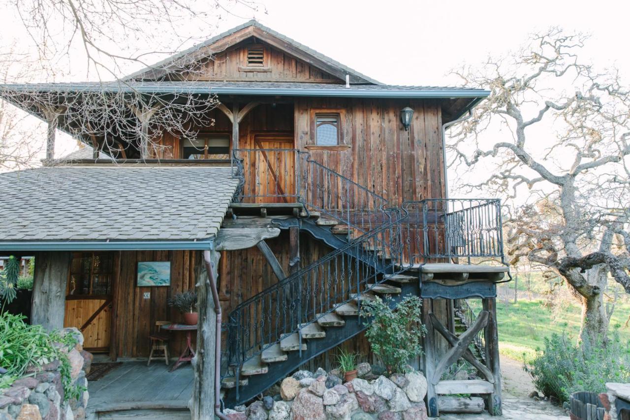 Paradiso Inn