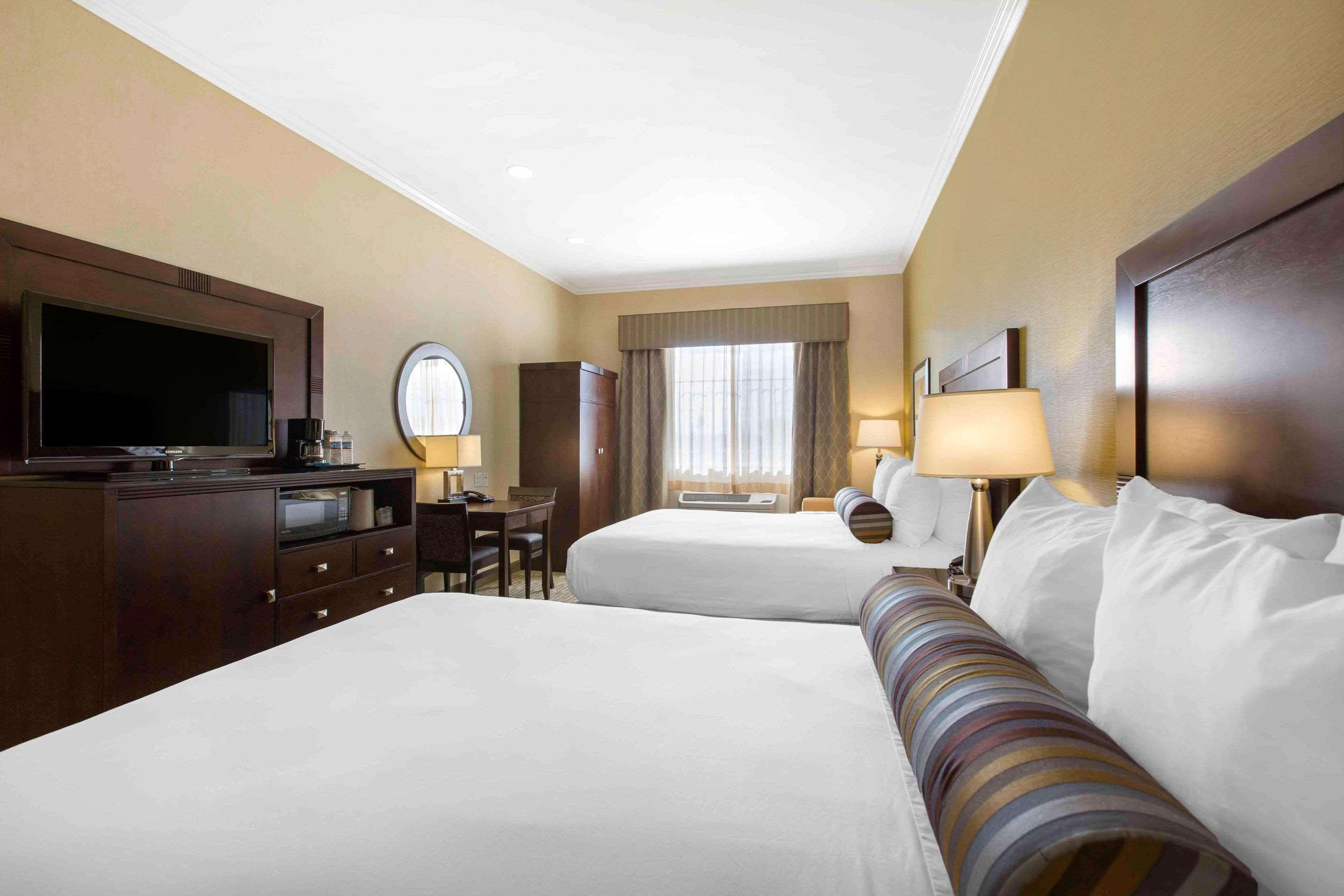 Hotel The Oaks & Paso Robles
