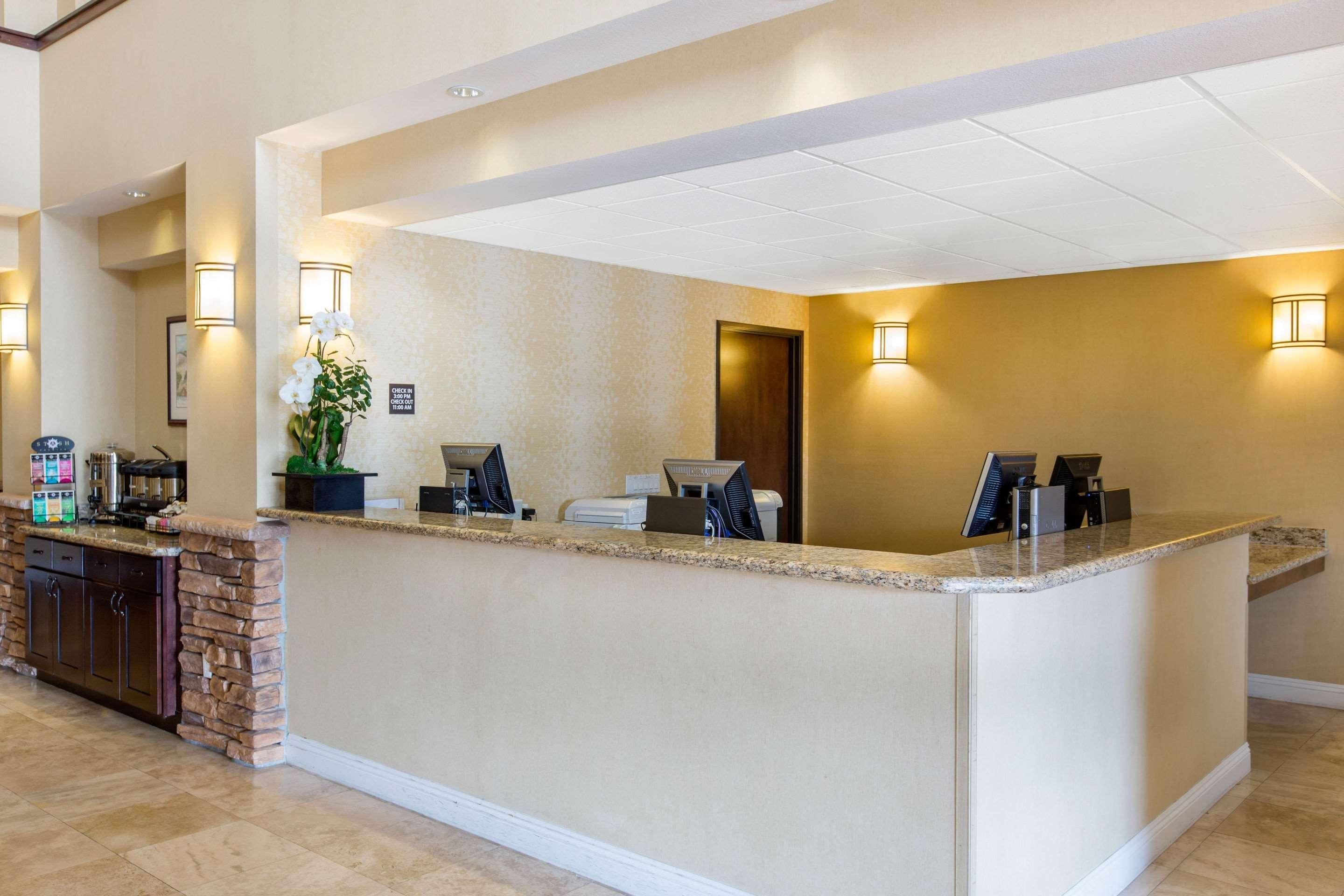 The Oaks & Hotel Paso Robles