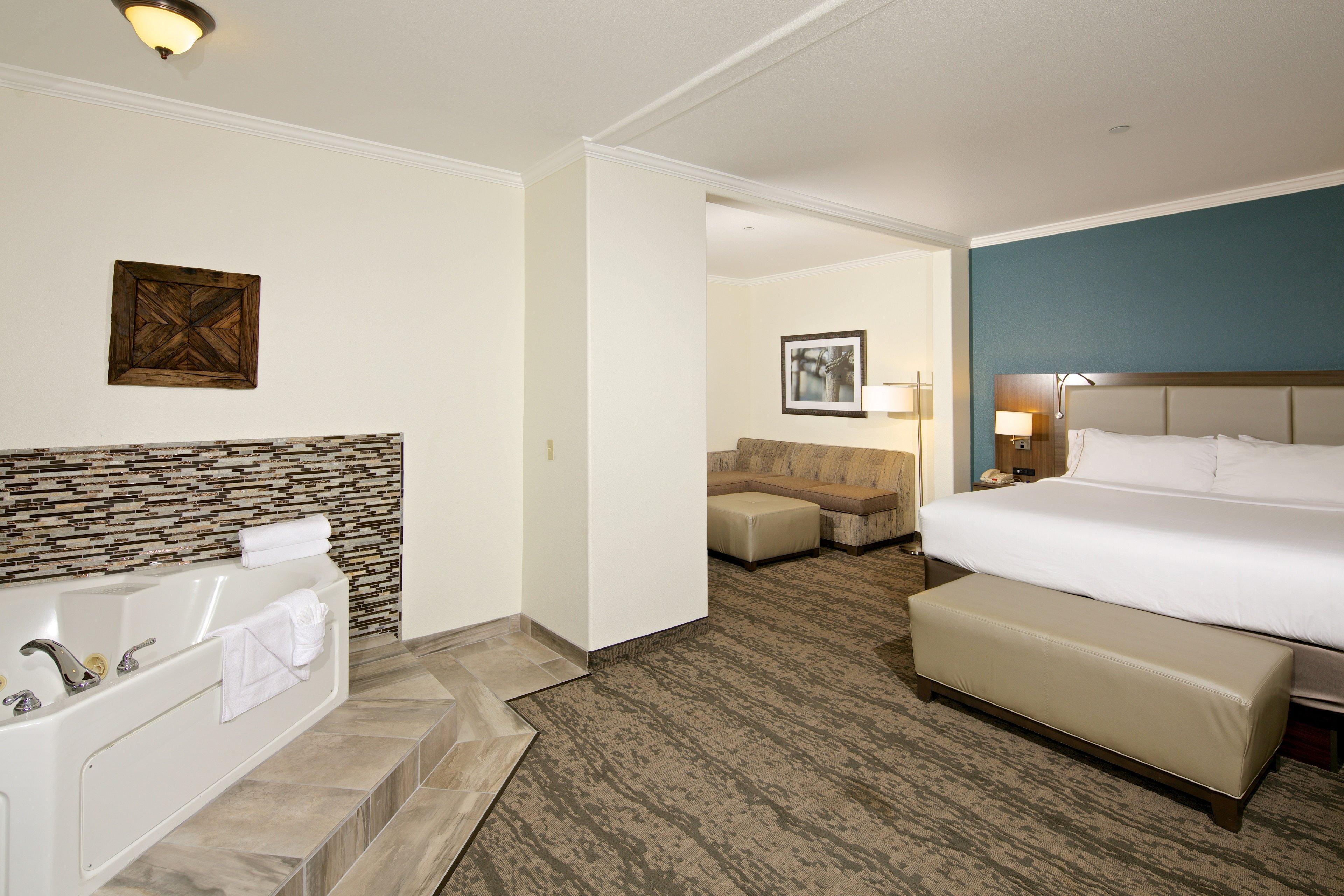 Hotel Express & - By Ihg 3*