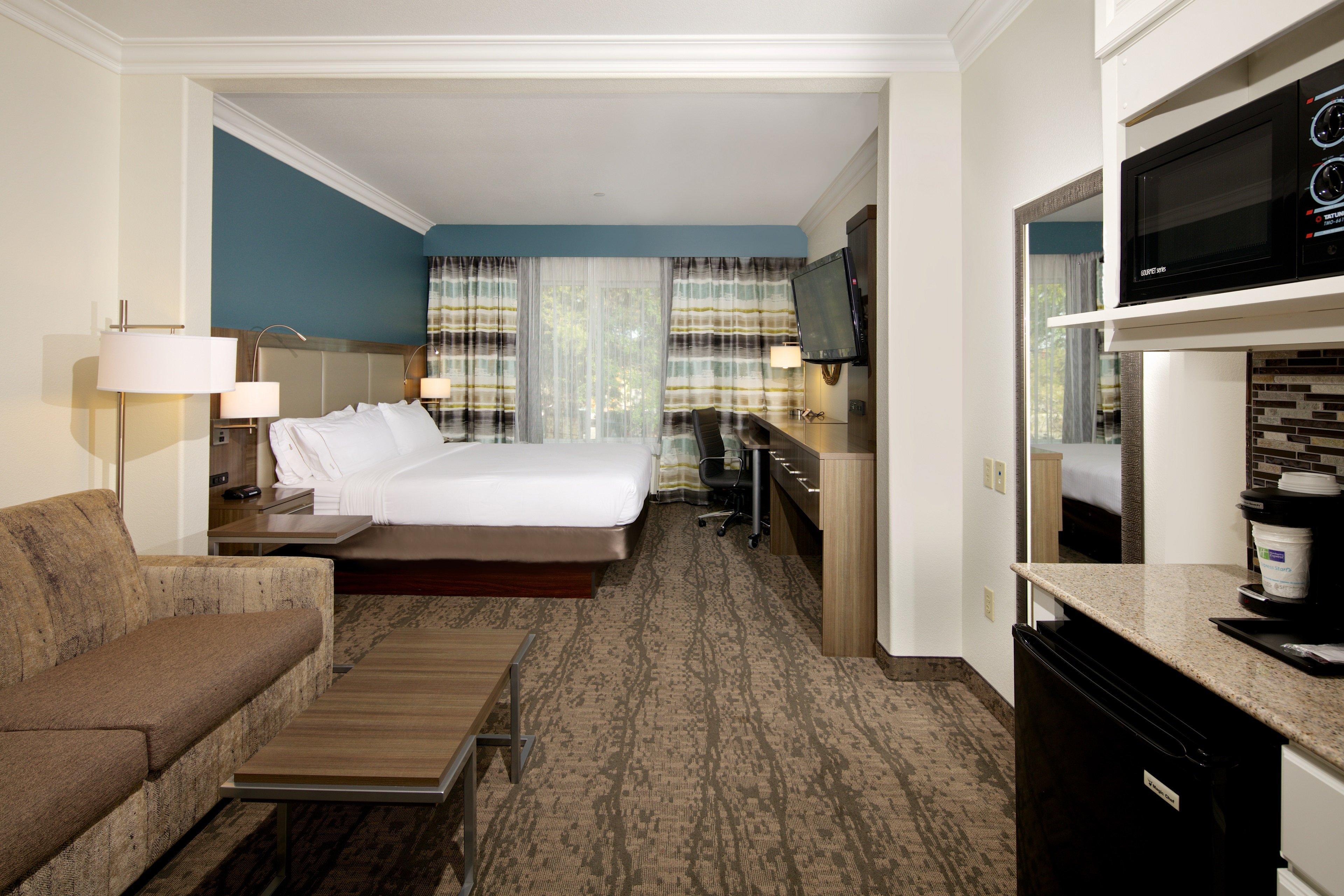 Express & - By Ihg Hotel 3*